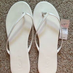 New Loft White Faux Leather Flip Flops